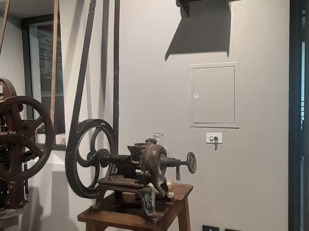 Museo del Laboratorio Farmaceutico Foletto-莱德罗必去景点