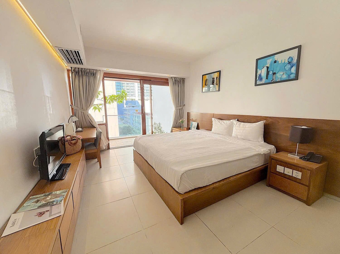 Autumn Sea Boutique Hotel
