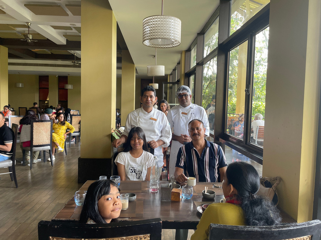 Kodagu (Coorg)餐馆和美食-Aromas by Club Mahindra Virajpet, Karnataka