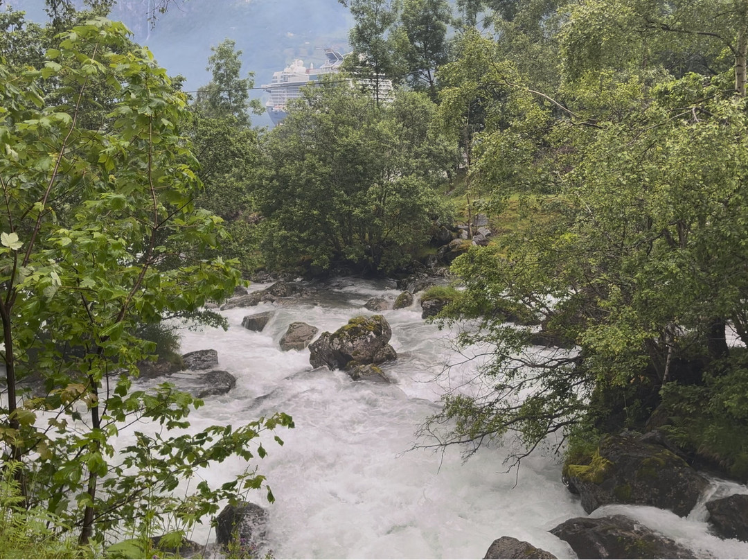 Storseterfossen-盖伦格峡湾必去景点