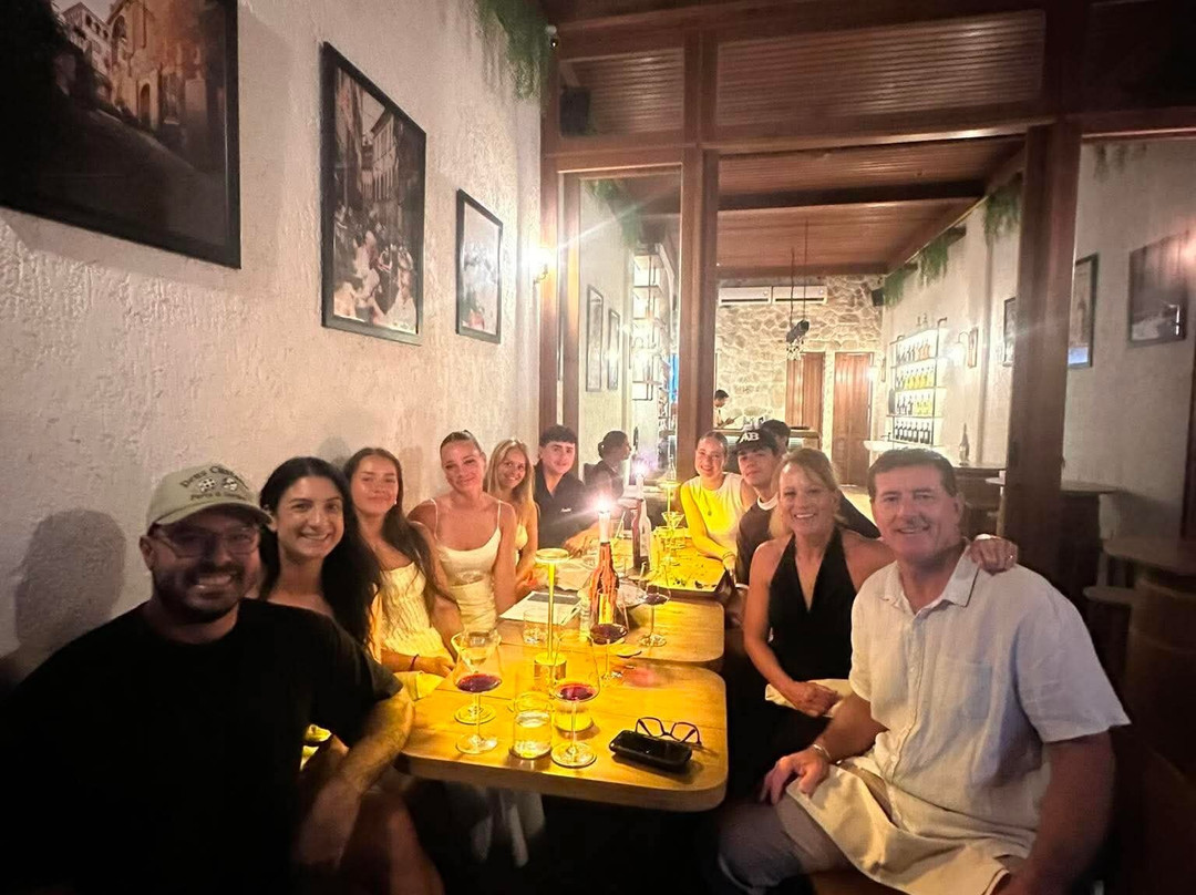 Cavo Bar & Bistro