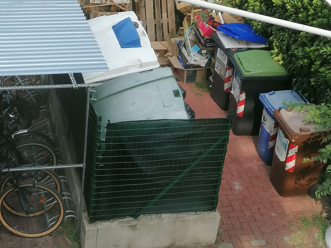 加尔达宫殿水疗酒店主图