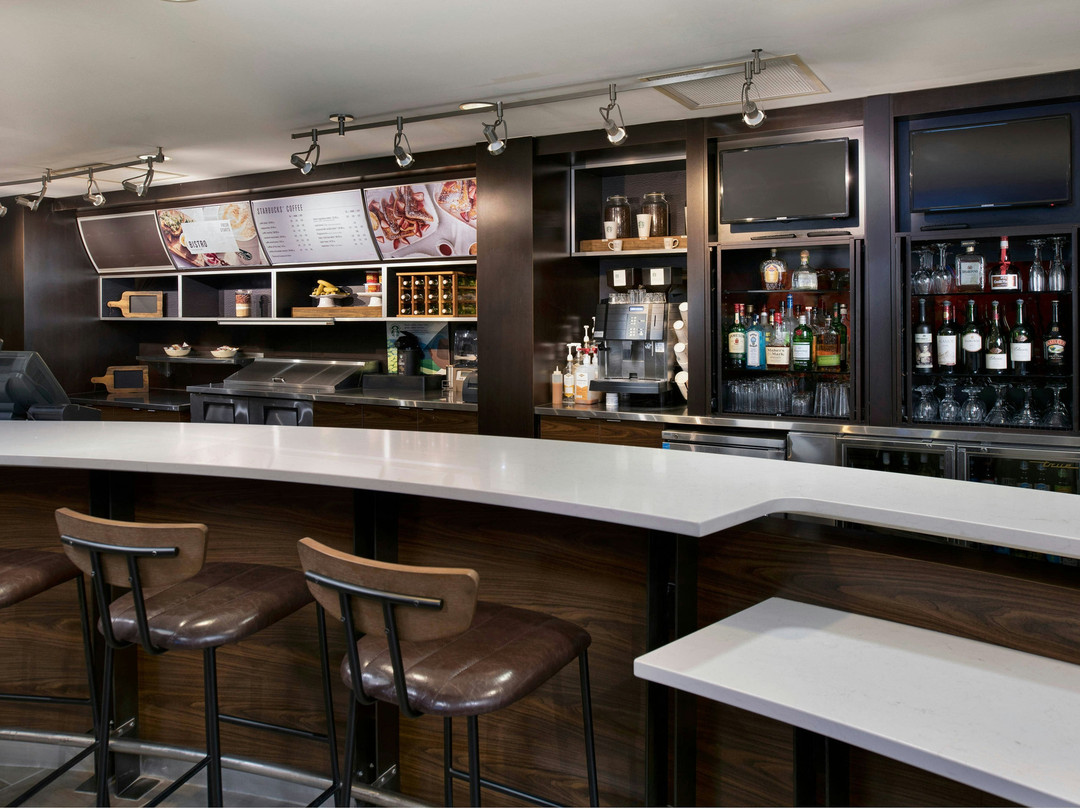 Holly Springs酒店住宿-Courtyard By Marriott Memphis Collierville