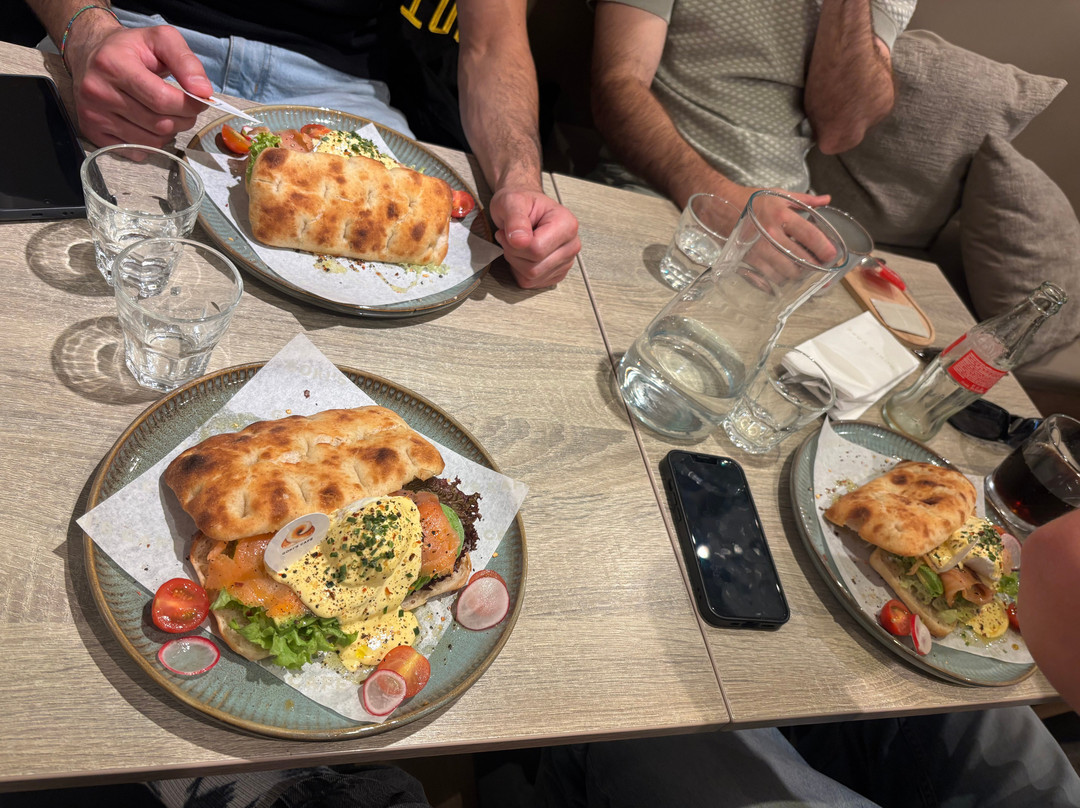 Goki's Café