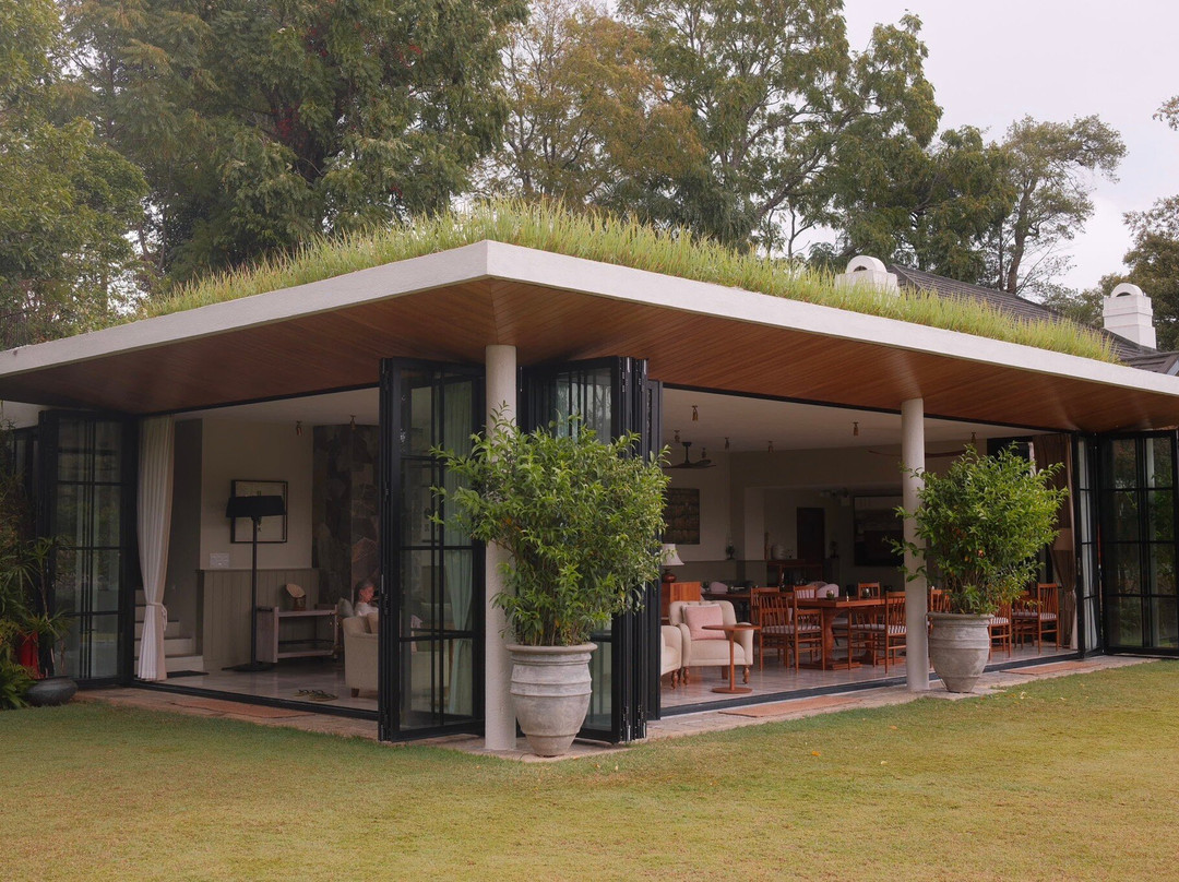 斯塔福德小屋主图