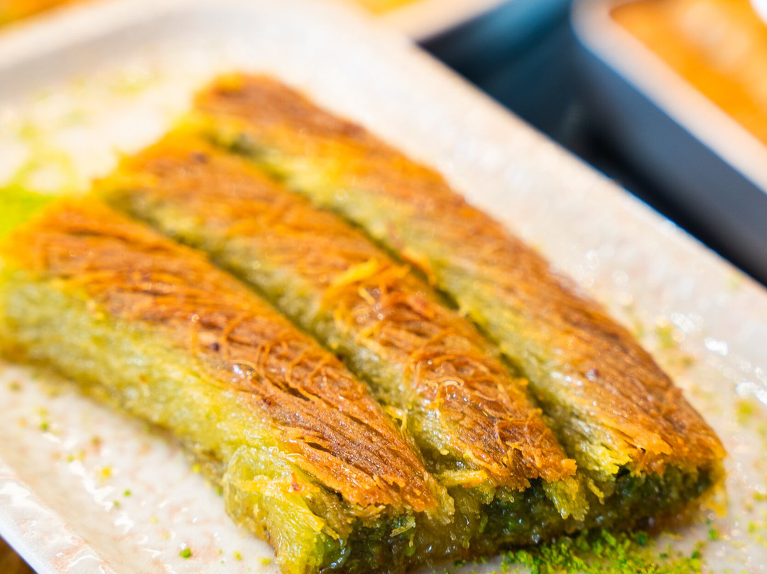 Sehr-i Antep Baklava & Cakes