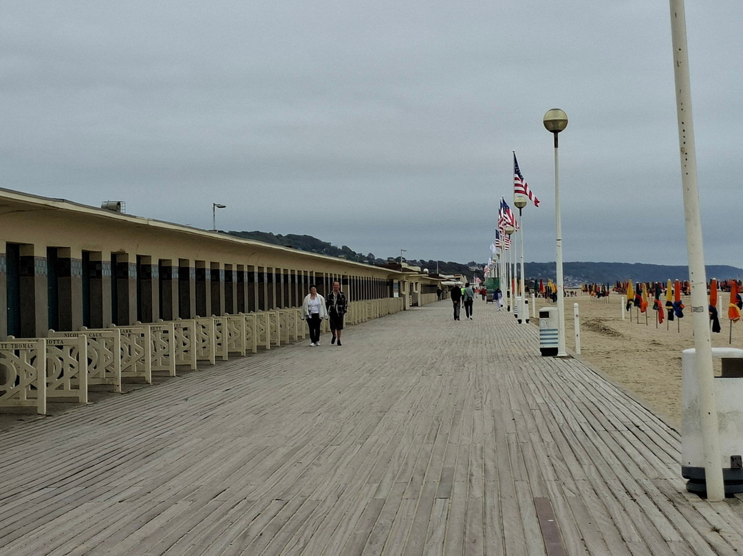 Plage de Deauville-多维尔必去景点