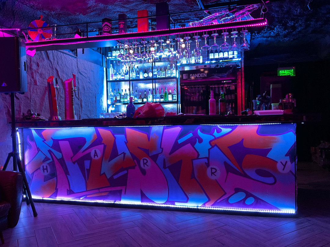 Harry Bar & Restaurant