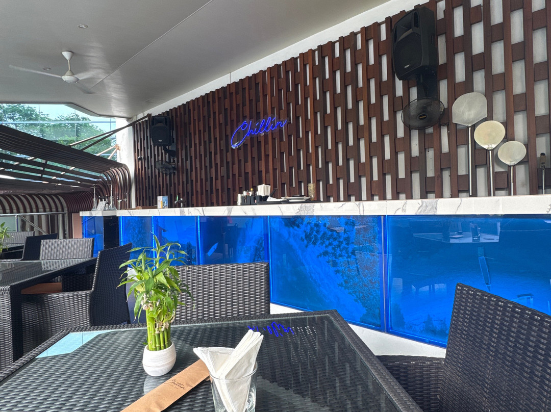 Chillin Pool Bar