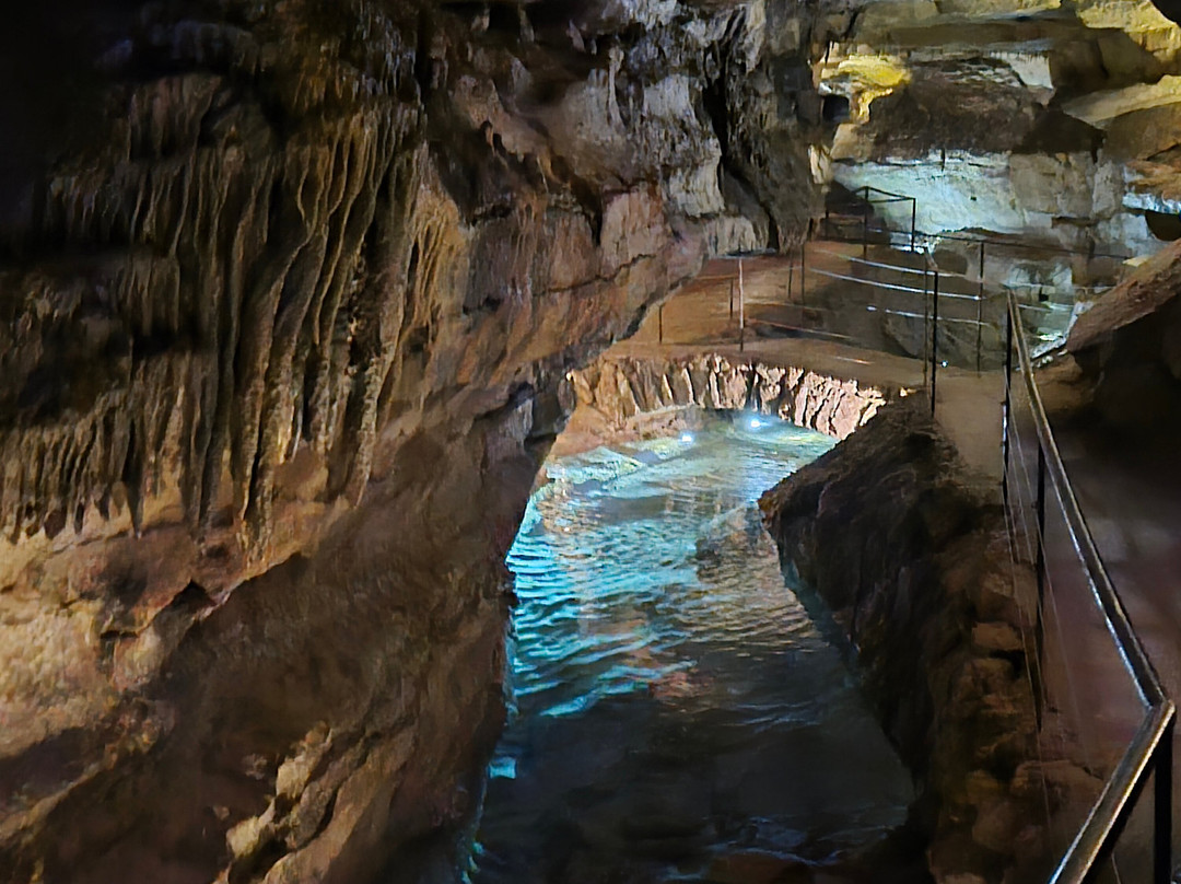 Grotte de Labeil-Labeil必去景点