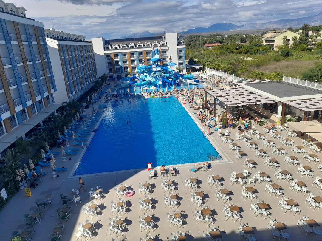 Arcanus Hotels Trendline Side