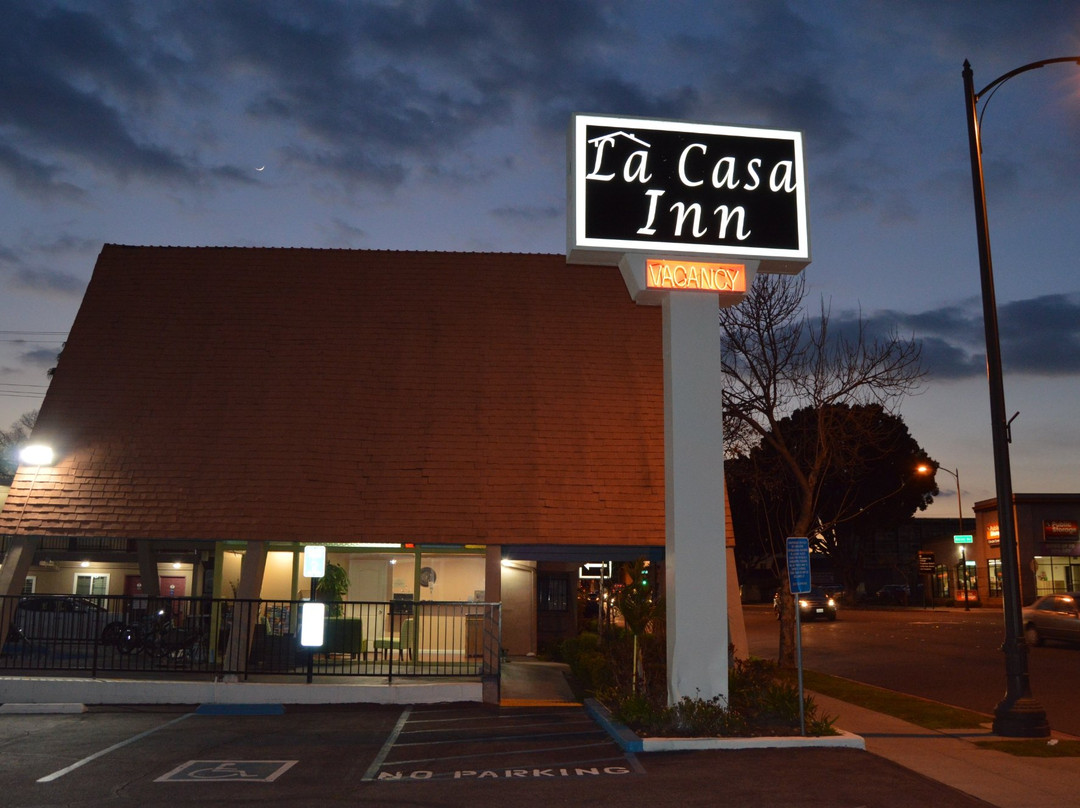 La Casa Inn
