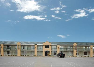 Americourt Hotel & Conference Center