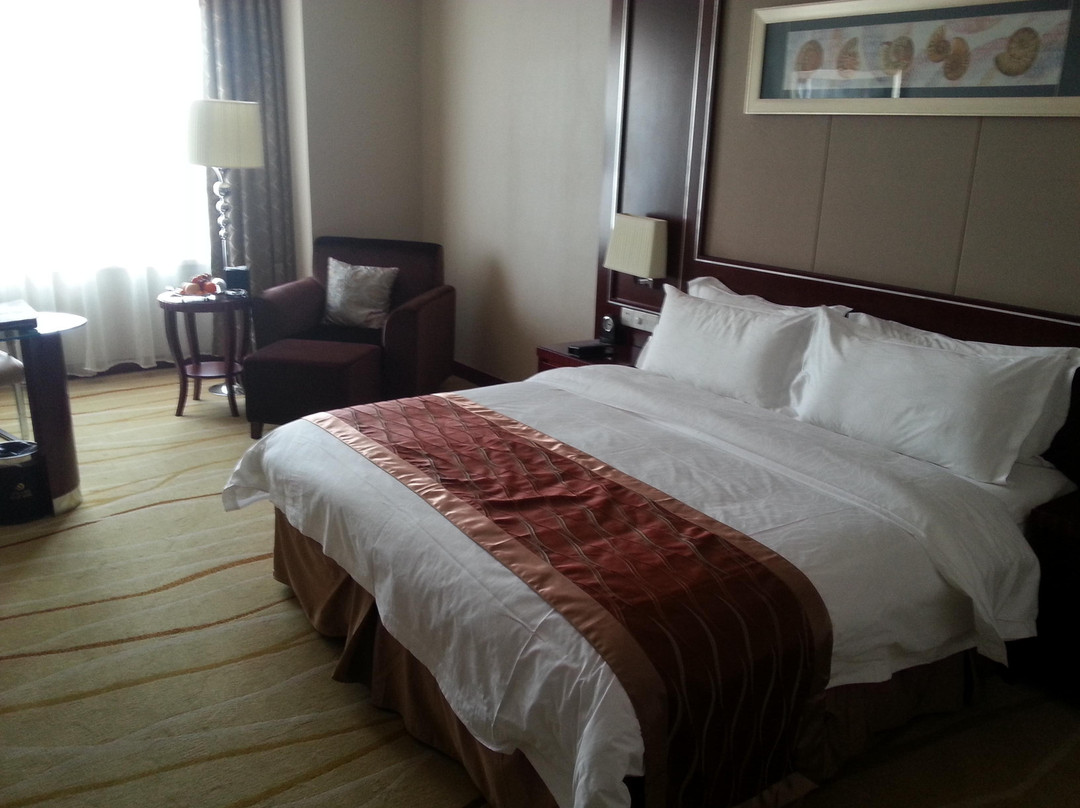 华玺大酒店主图