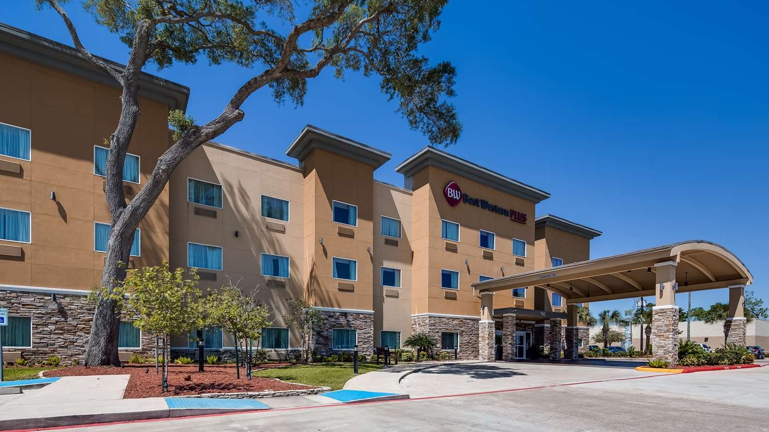 Best Western Plus Lake Jackson Inn & Suites-官方