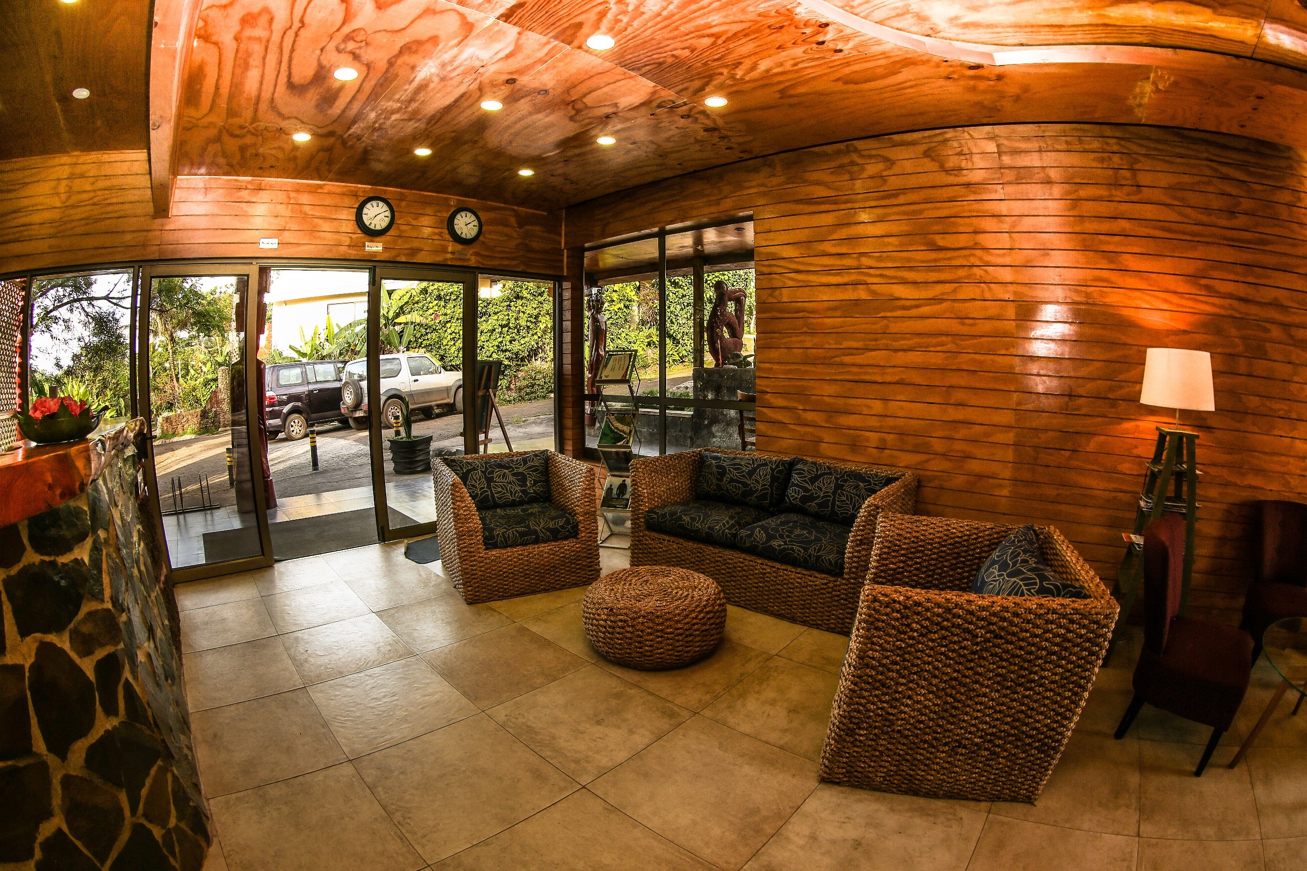 Easter Island Eco Lodge-官方