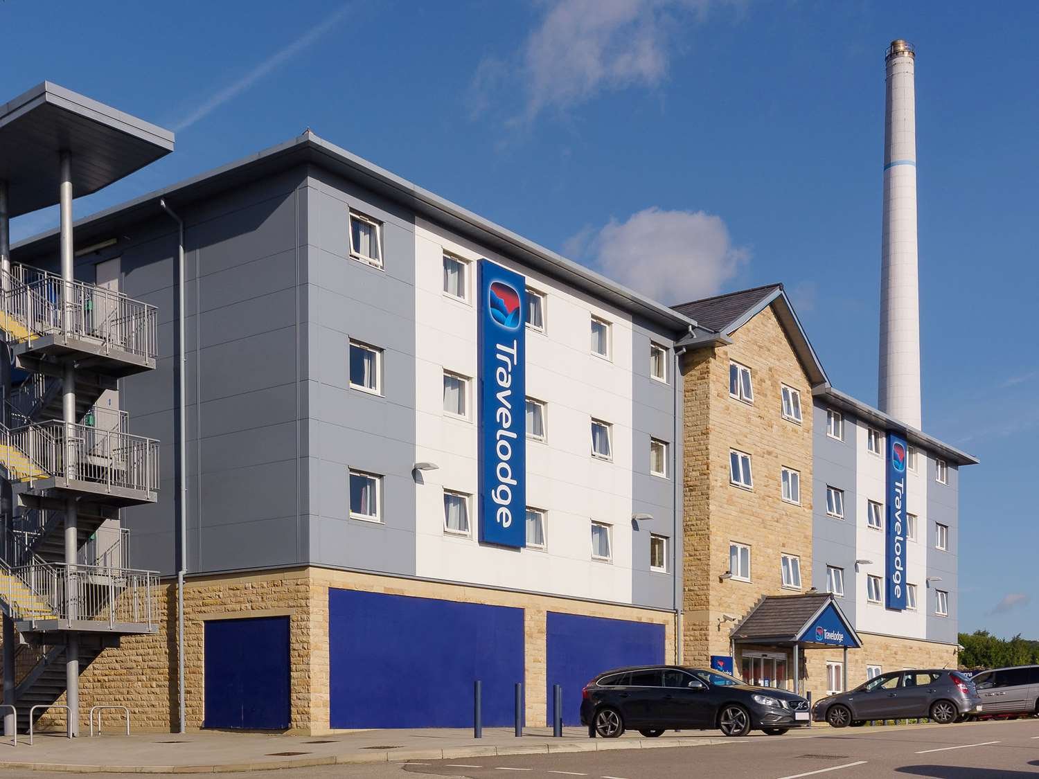 Travelodge Huddersfield-官方