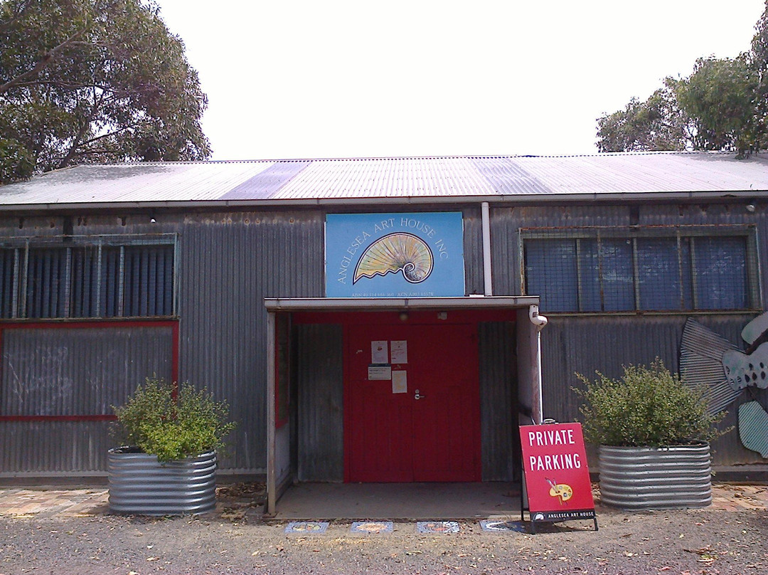 安格尔西岛旅游景点-Anglesea Art House