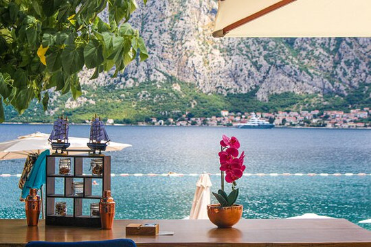 Lighthouse Restaurant