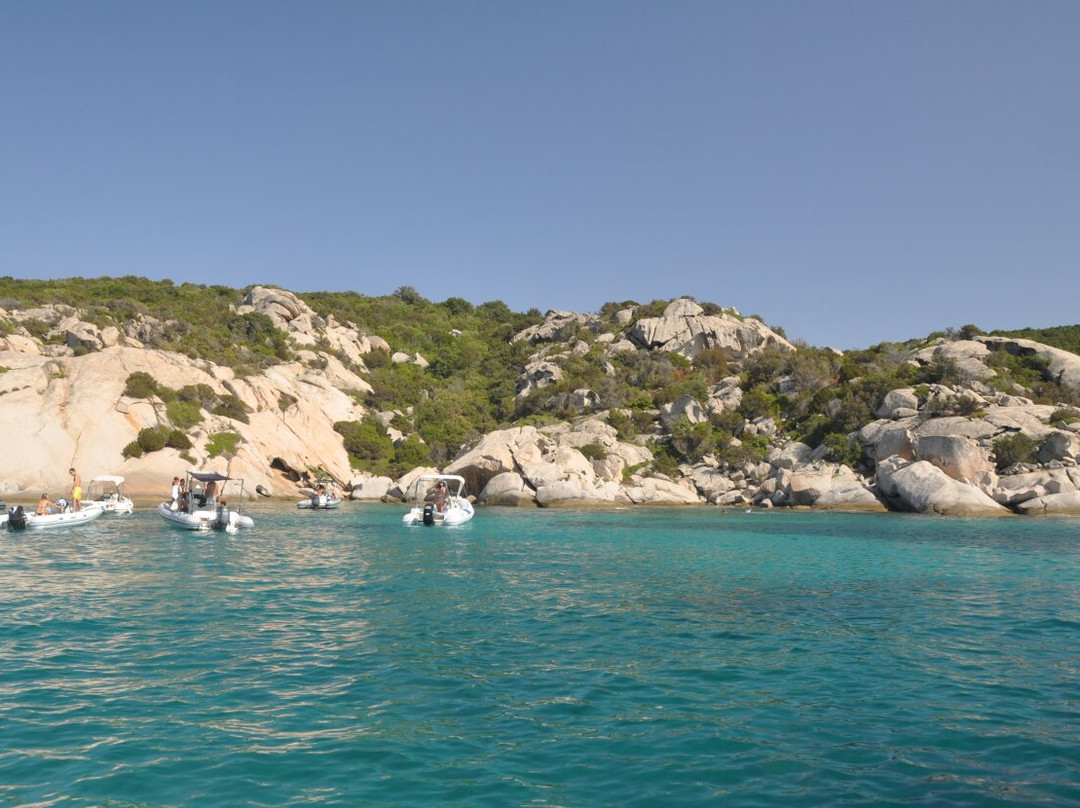 Spiaggia Delle Vacche-Baia Sardinia必去景点