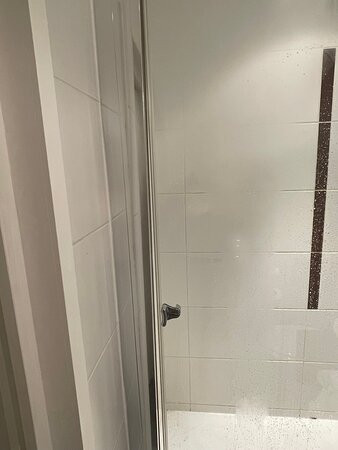 基里亚德迪容中央酒店主图