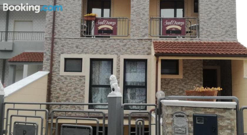 B & B Santoronzo Turi