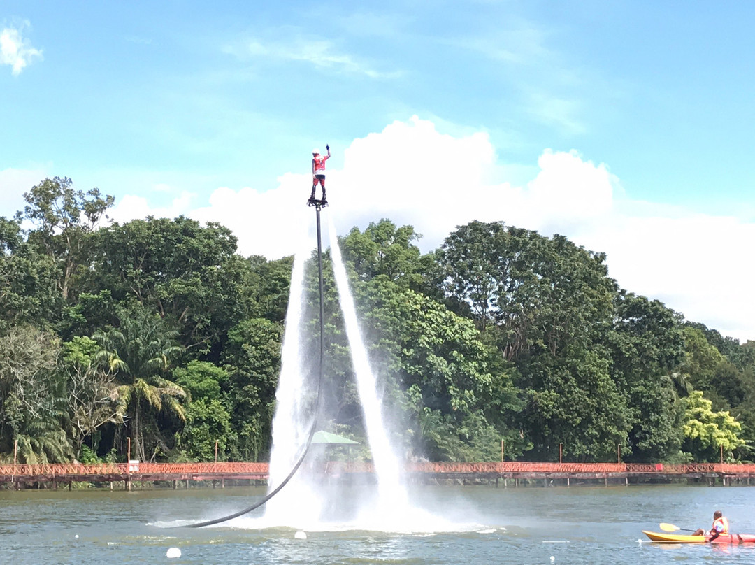 Flyboard Melaka-爱极乐必去景点