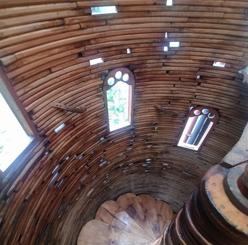 Sycamore Avenue Tree Houses主图