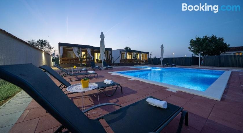Prestige Villas Pool Yard