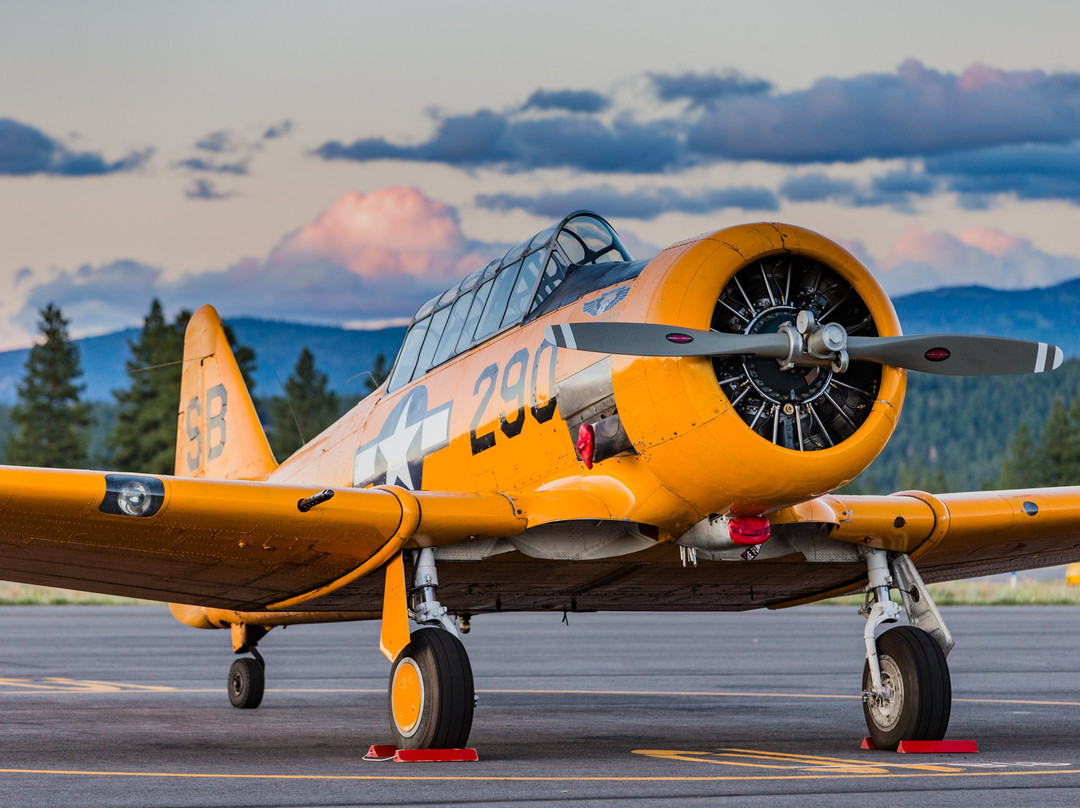 卡马里奥旅游景点-Commemorative Air Force Southern California Wing Museum