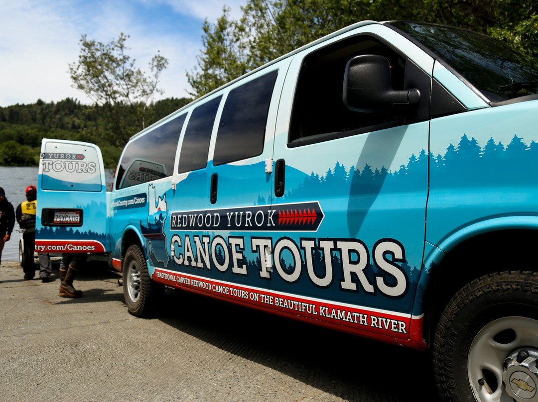Redwood Yurok Canoe Tours景点图片