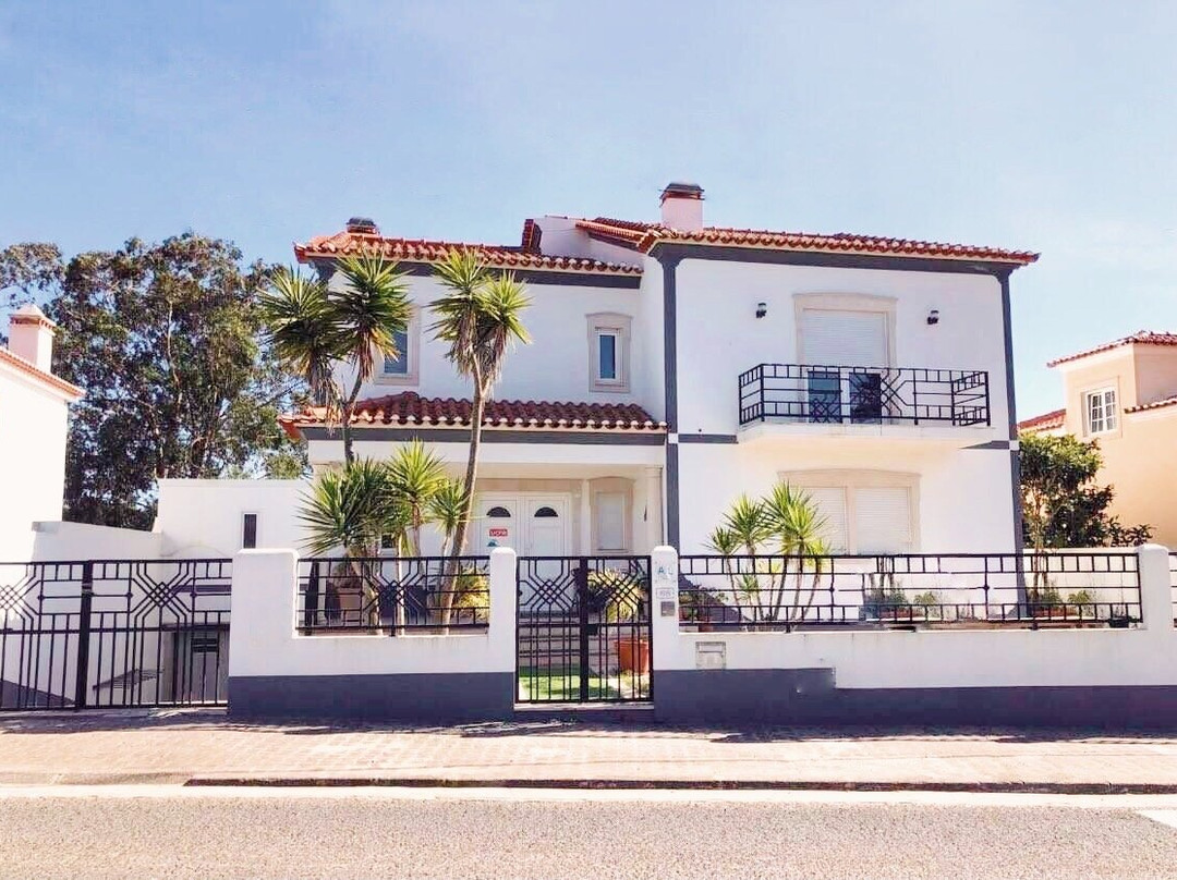 Milu Surf Guesthouse