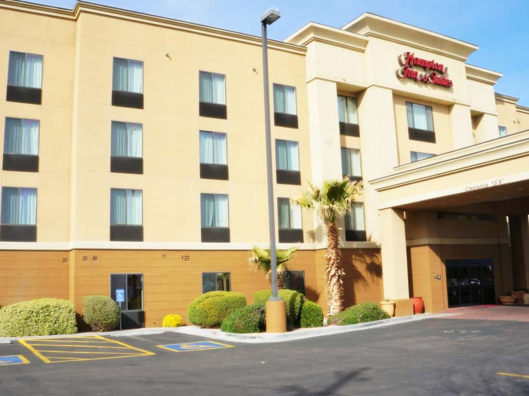Hampton Inn & Suites Kingman主图