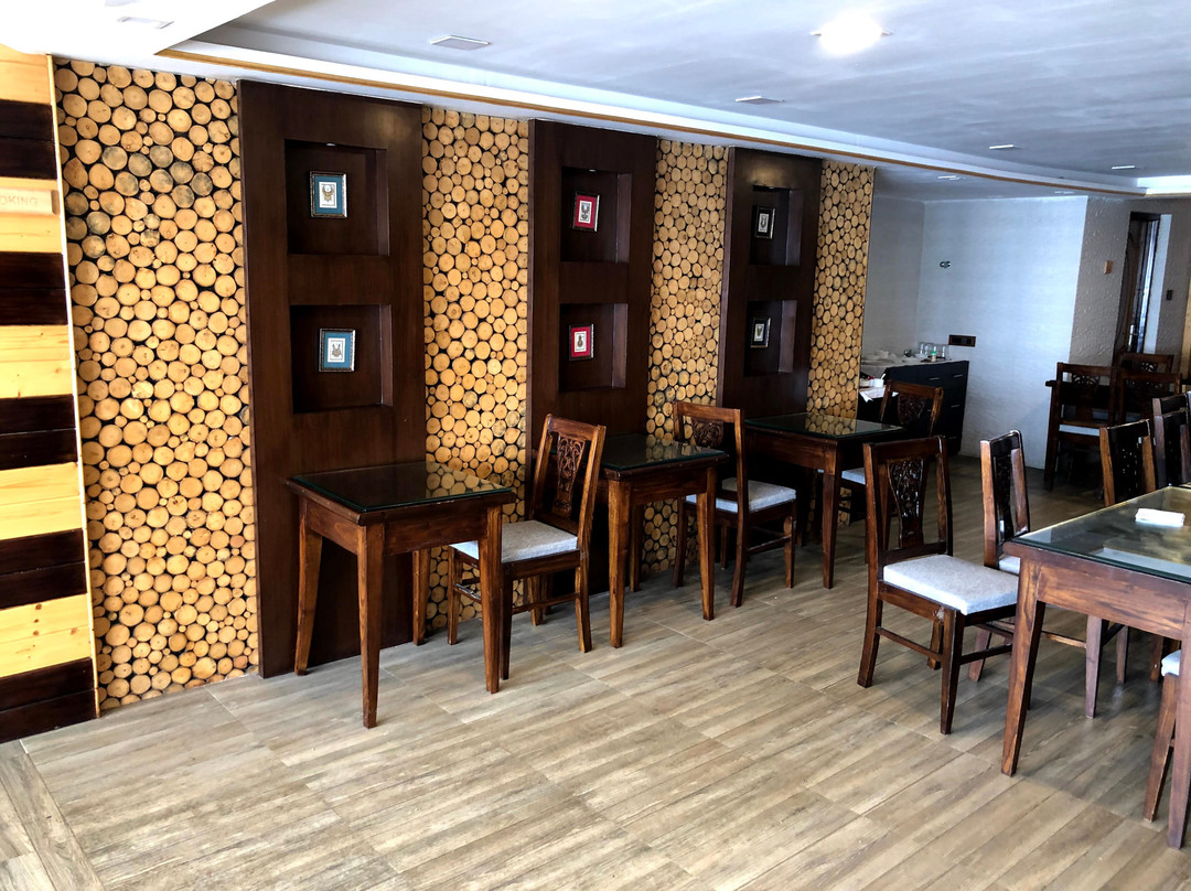 Shaw Resort 11主图