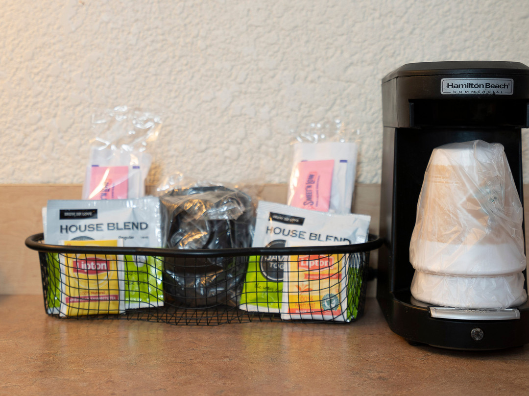 Red Roof Inn Cleveland - Mentor/ Willoughby主图