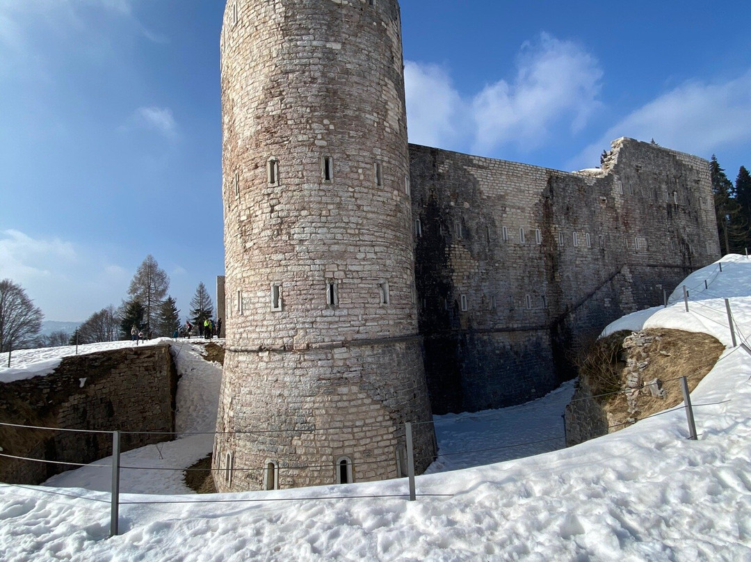 Forte del Monte Interrotto景点图片