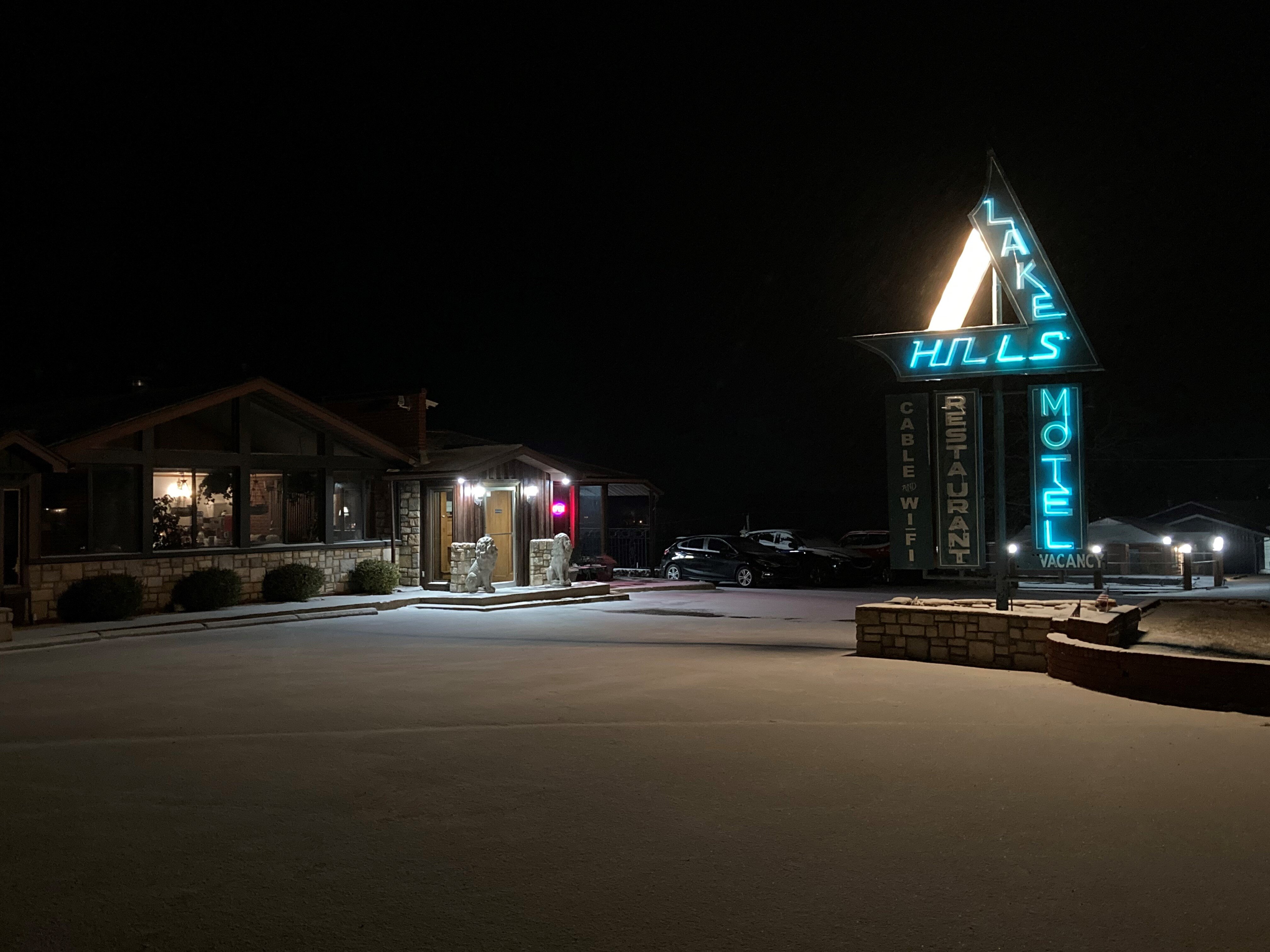 Lake Hills Motel-官方