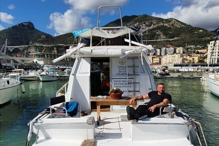 Amalfi Love Boat Charter