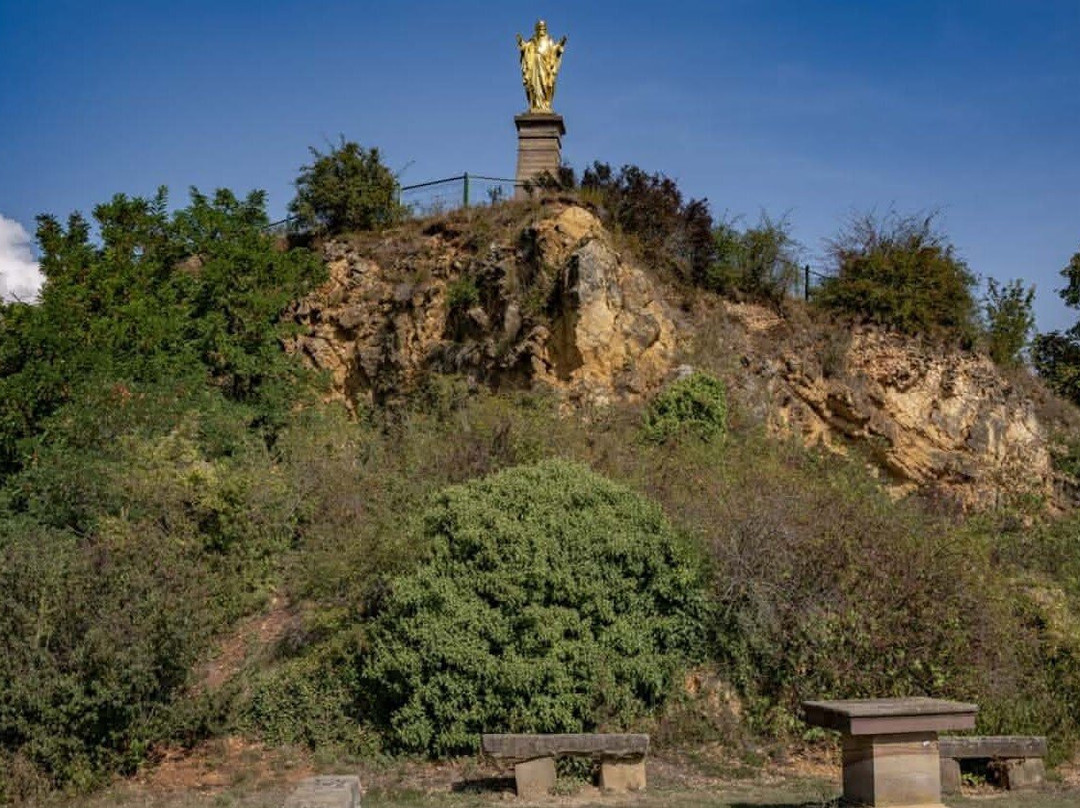 Statue Du Sacré-coeur景点图片