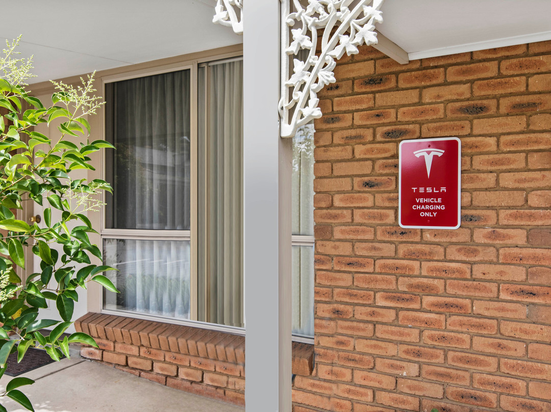 Golden Square Motor Inn主图