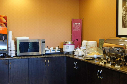 希尔顿欢朋酒店-利马主图