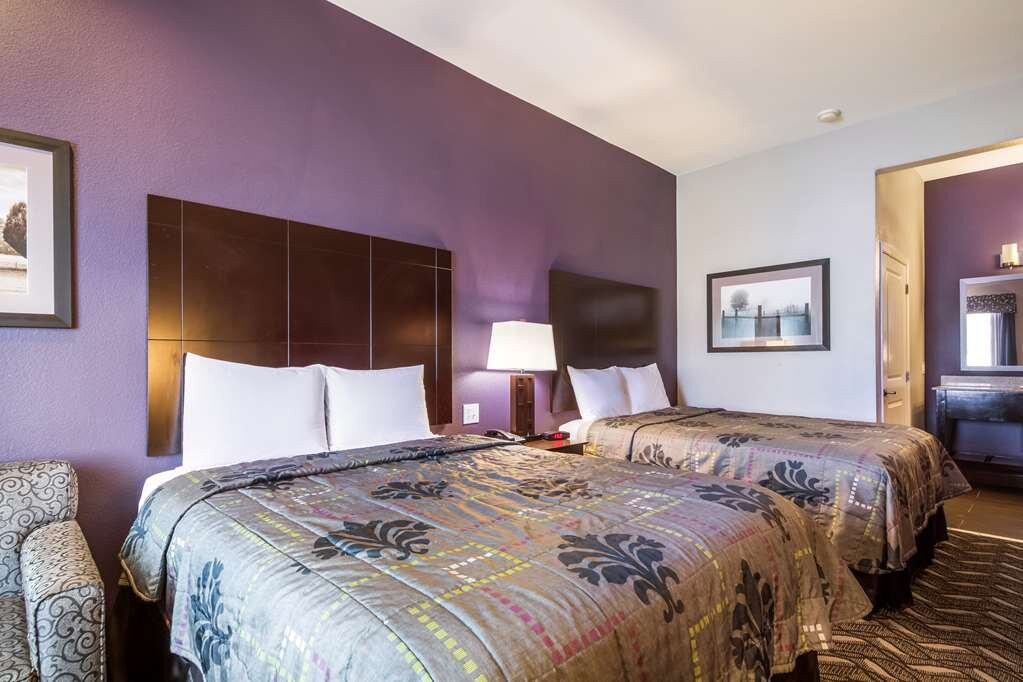 普莱森顿骑士旅馆贝尔蒙特客栈及套房酒店主图