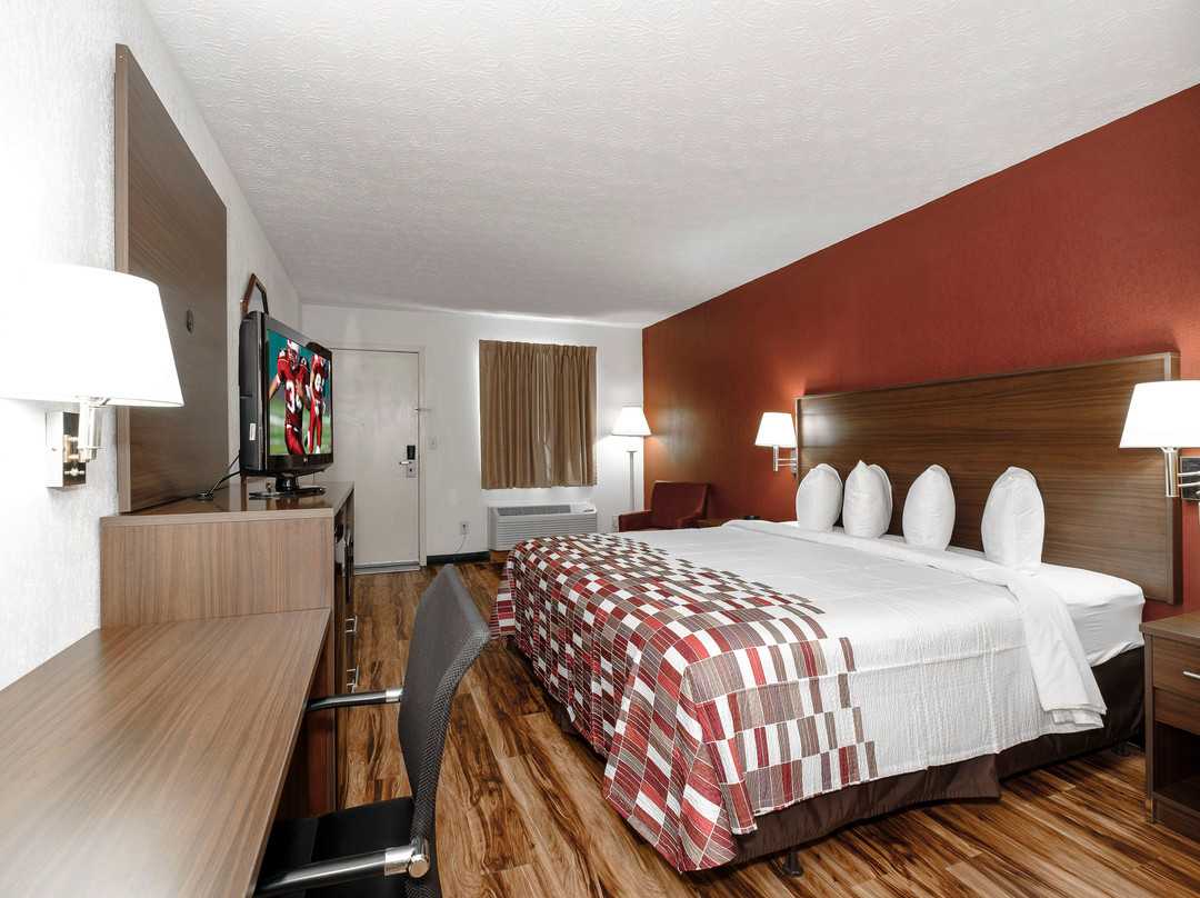 Red Roof Inn Edgewood主图