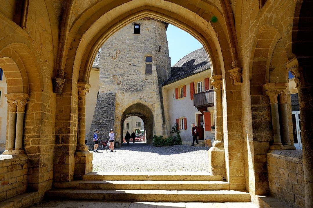 Office du Tourisme de Romainmôtier-Romainmotier必去景点