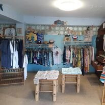 Rogue Wave Mini-mart & Boutique-吕康必去景点