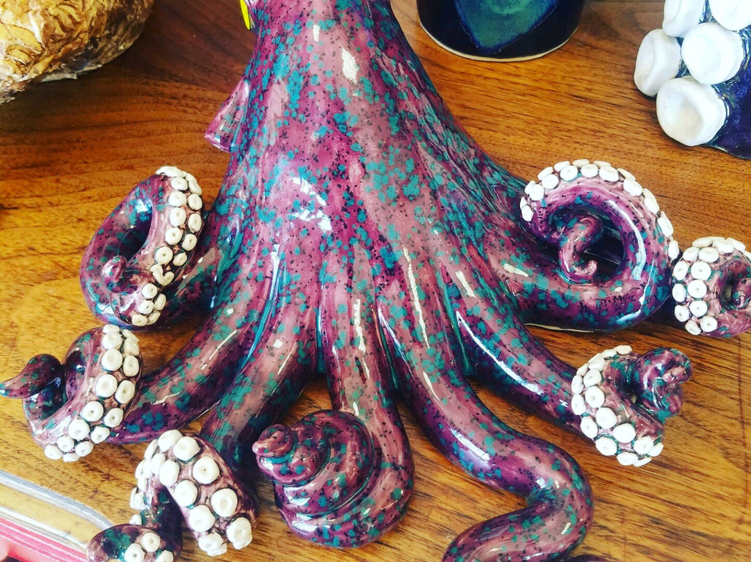 The Laughing Crab Gallery & Tasting Room-弗洛伦斯必去景点