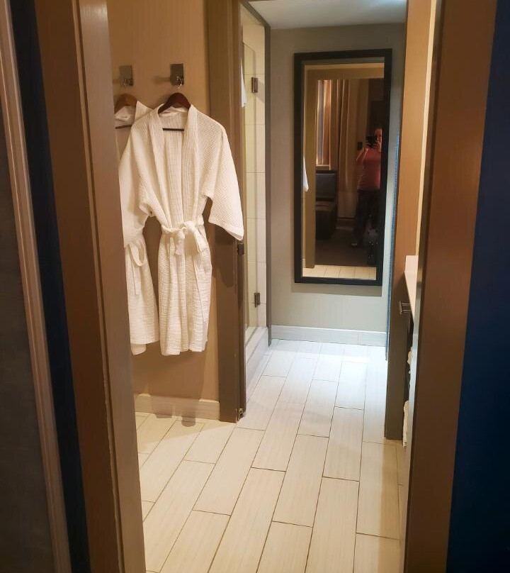 城市阁楼酒店主图