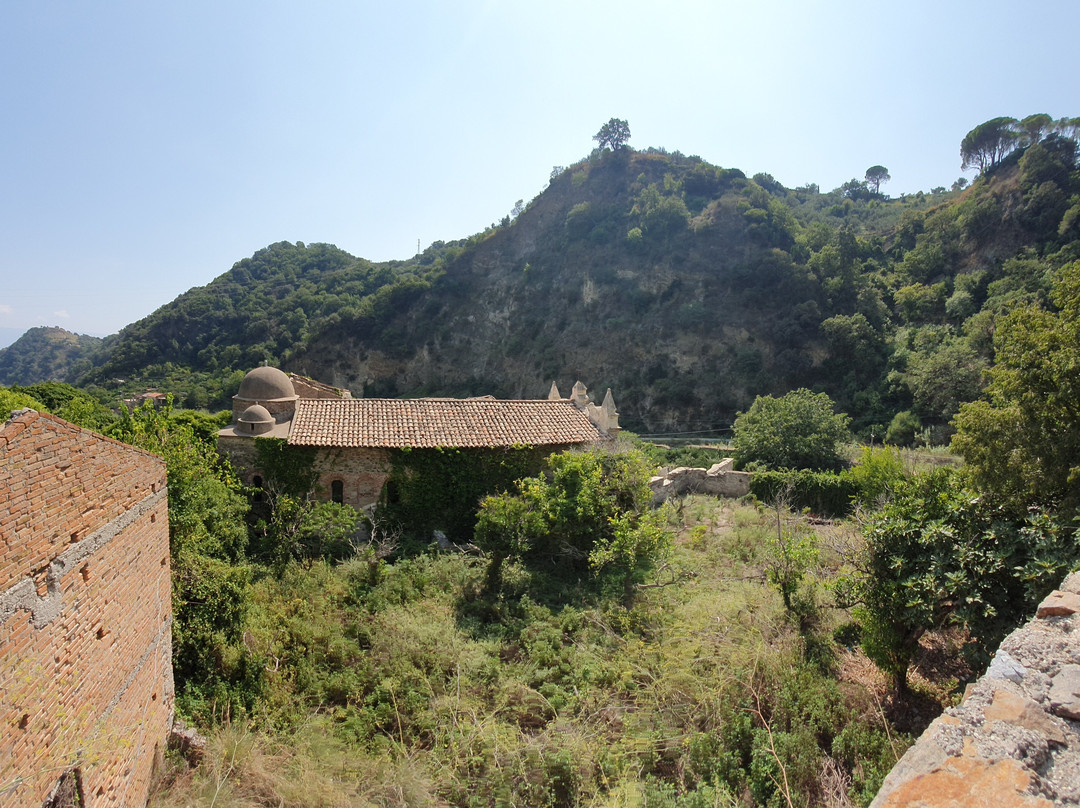 Chiesa normanna Santa Maria di Mili-Mili San Pietro必去景点