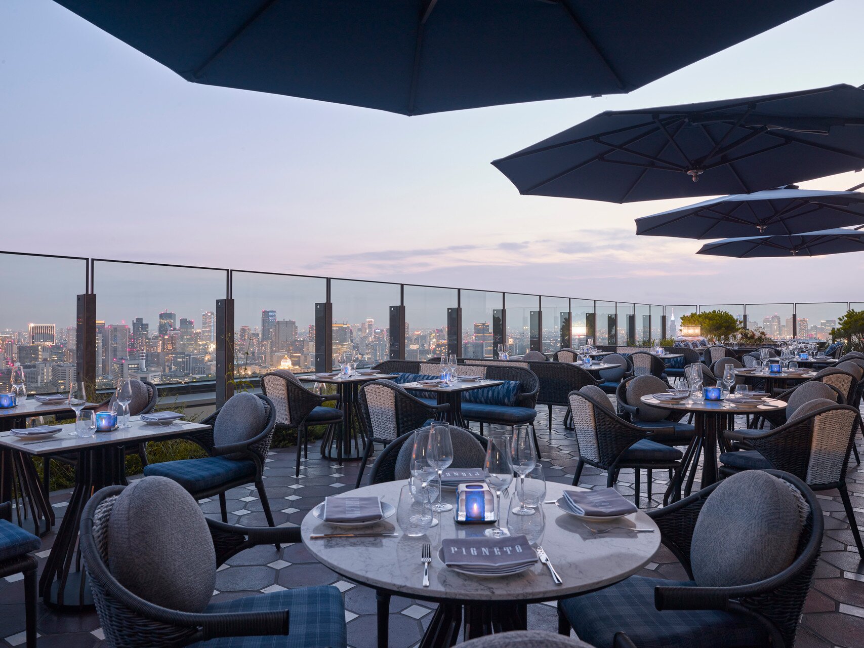 Four Seasons Hotel Tokyo at Otemachi-官方