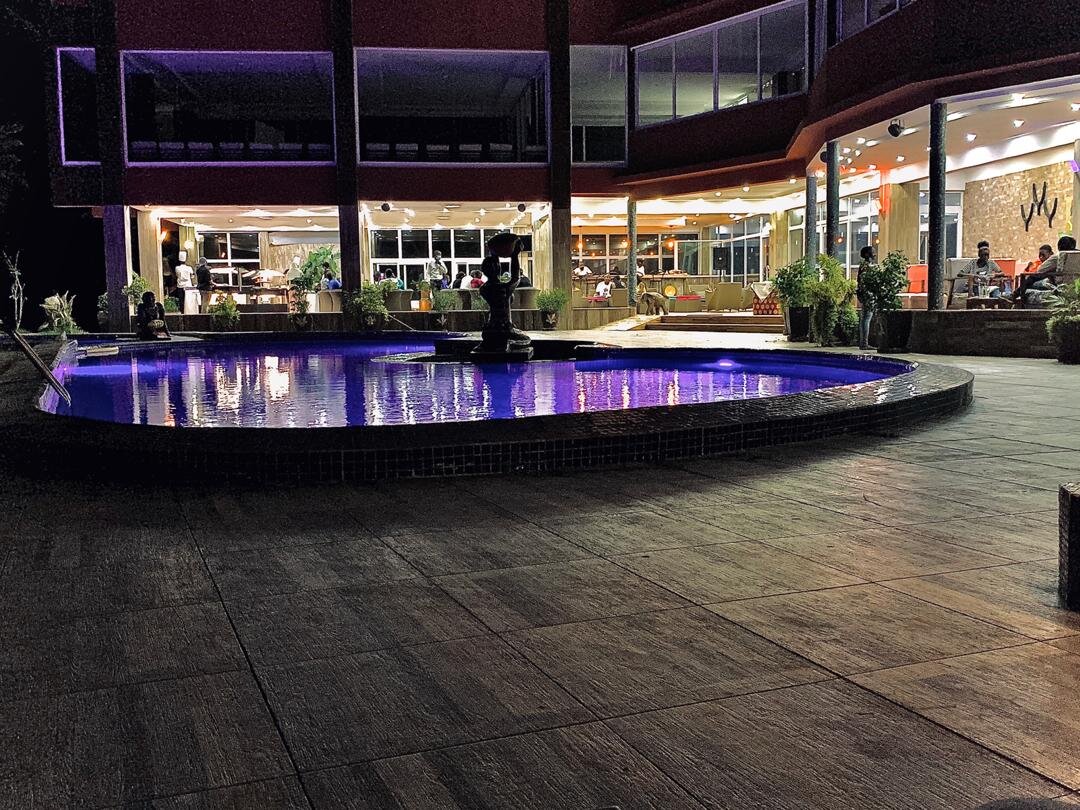 Iris Hotel-官方